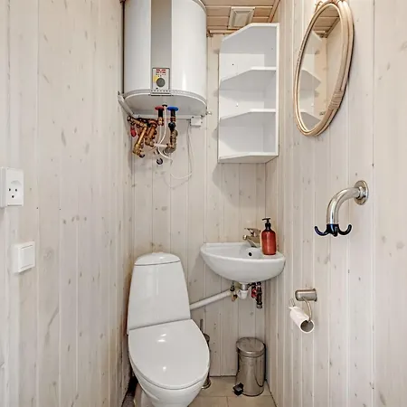 Hotel Anet - 1km From The Sea In Western Jutland By Interhome